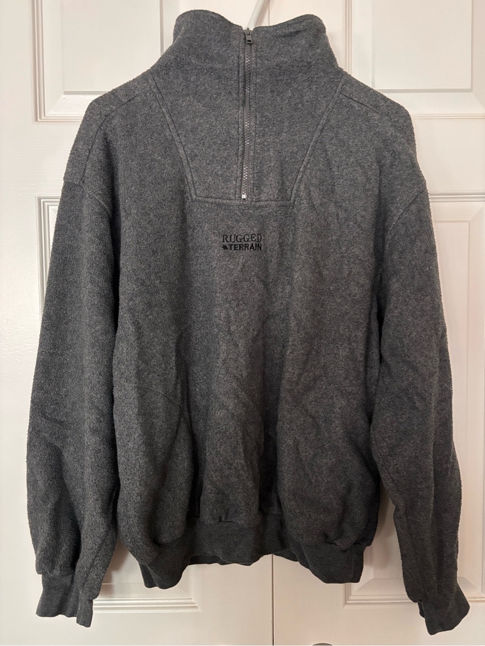 Rugged Terrain Gray Quarter-Zip Fleece Pullover Size M